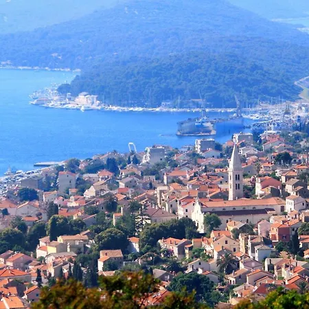 With A Parking Space Mali Lošinj